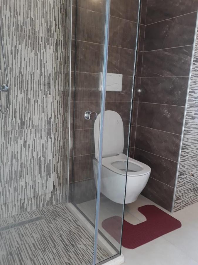 Guesthouse Bela Tiranë Ngoại thất bức ảnh
