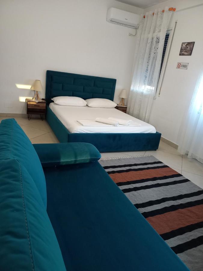 Guesthouse Bela Tiranë Ngoại thất bức ảnh