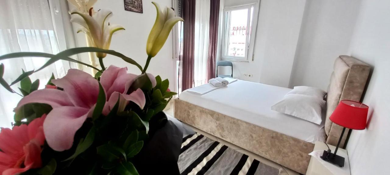 Guesthouse Bela Tiranë Ngoại thất bức ảnh